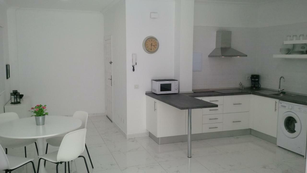 Los Cristianos Beach Apartments Exterior photo